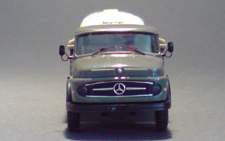 Mercedes-Benz-L322-zieht-L321H_Post_01-08