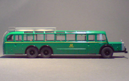 Mercedes-Benz-O10000_Saarpost_02-02