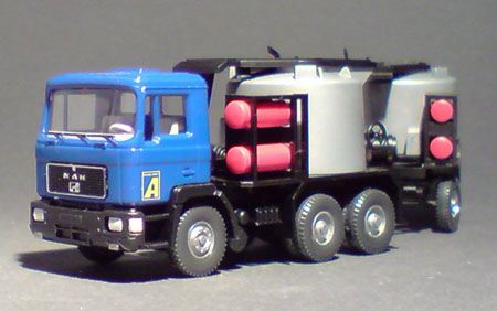 MAN-F90-Gussasphaltkocher_01-04