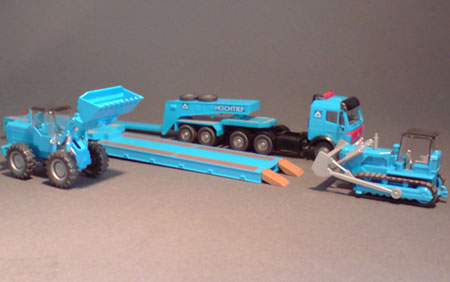 Mercedes-Benz-SK-Tiefladesattelzug_01-05