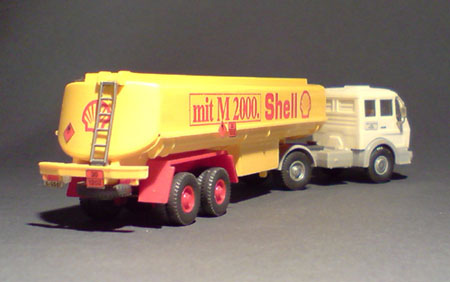 Mercedes-Benz_Shell_01-02