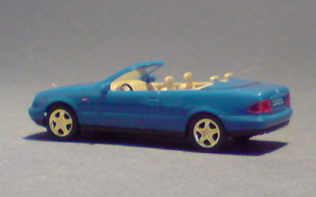 Mercedes-Benz-E-Cabrio_02-03