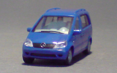 Mercedes-Benz-V-Klasse_02-04