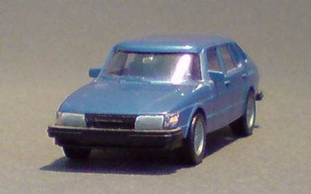 Saab-900_01-04